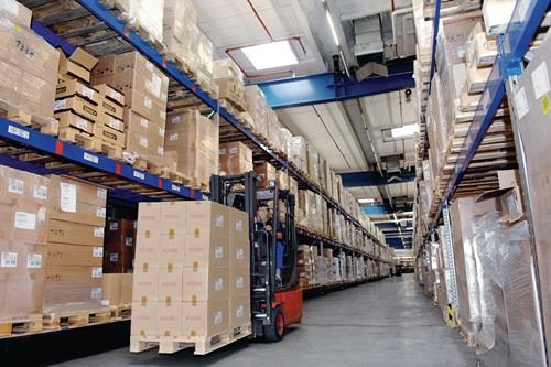 Verpackungsklebeband PP tesapack® 4024 chamois L.66m B.50mm Rl. || VE = 6 RL