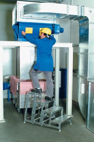 Arbeitspodest Alu.Stufen 1 Grundmodul H.400mm Riffelblech || VE = 1 ST