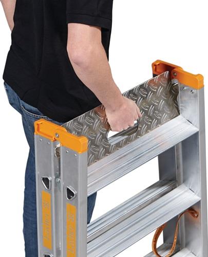 Schwerlasttritt Stufen 3 Plattform-H.700mm Alu.beids.begehbar LAYHER || VE = 1 ST
